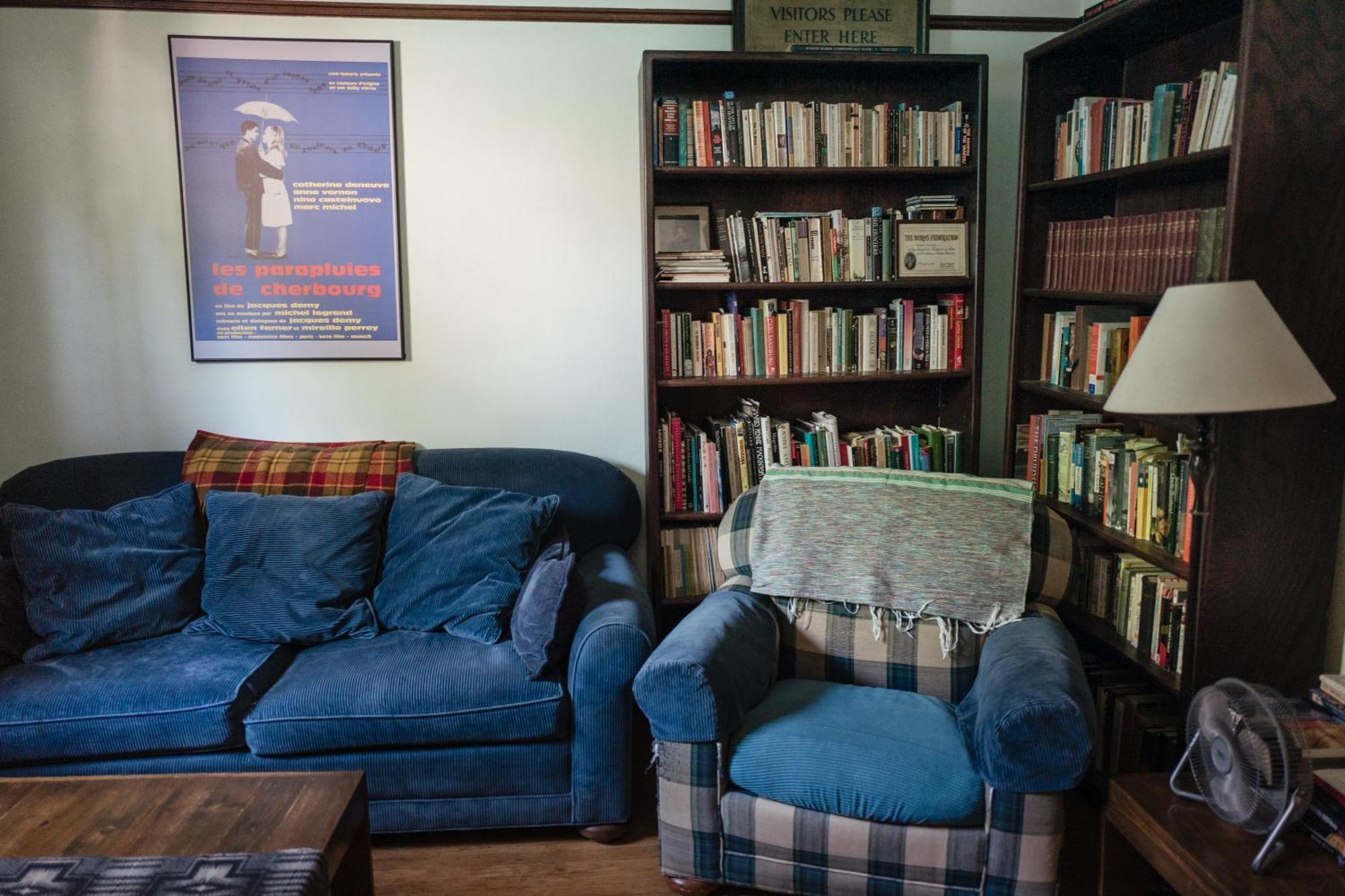 Southeast Portland Comfy & Eclectic Craftsman Home Exterior foto